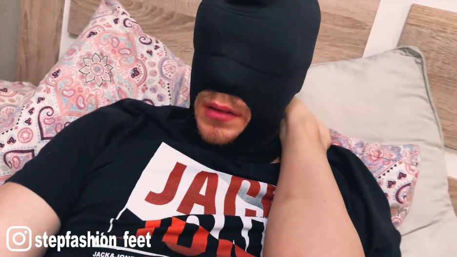 StepFashion - Made My Feet Slave Swallow My Feet and Then Gave His Huge Cock
